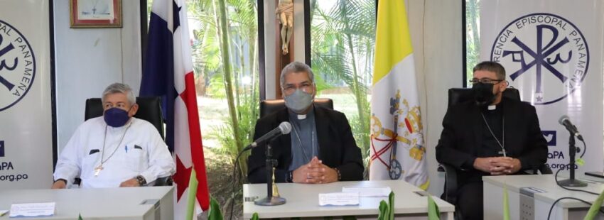 Obispos panameños al cierre de su 216 asamblea