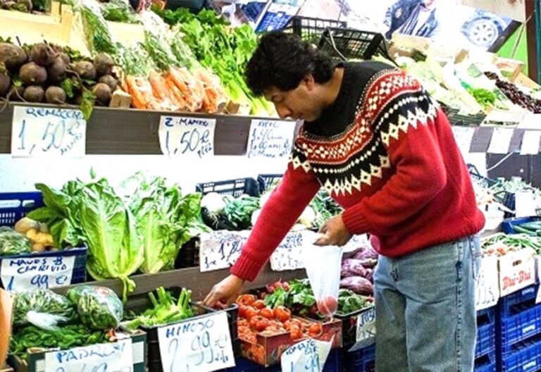 Las tarjetas prepago, puesta a punto de Cáritas para los vulnerables hoy