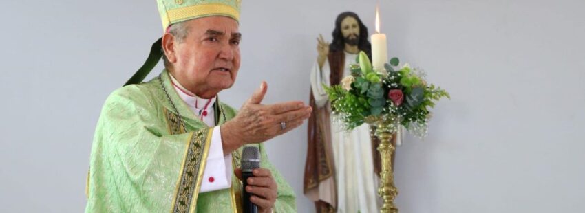 obispo José Isidro Guerrero