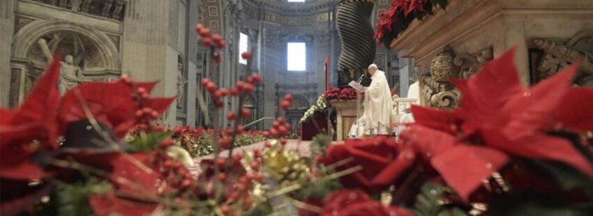 Francisco clama en la misa de año nuevo: “Herir a una mujer es ultrajar a Dios, que tomó la