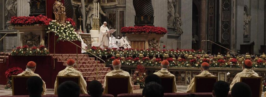 Francisco propone acudir a la “escuela de los magos” para que “el Espíritu nos sugiera