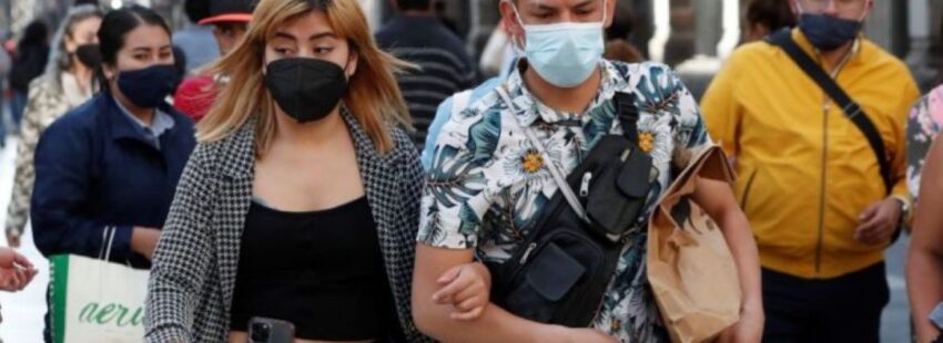 personas caminan CDMX