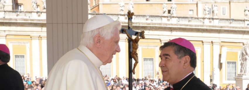 Benedicto XVI y Felipe Arizmendi