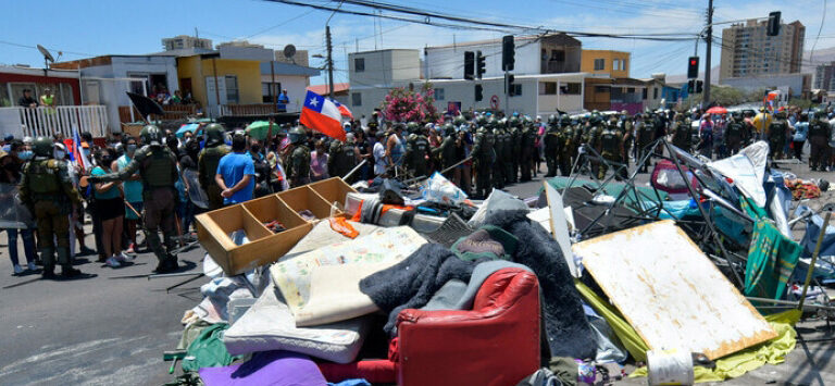 Chile: “La solución a este conflicto (en Iquique) no está en la Iglesia”