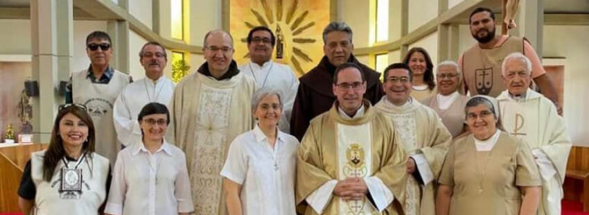 Chile: superiores generales carmelitas visitan Santuario de Teresa de Los Andes