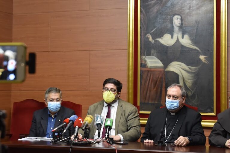 Ávila se vuelca con el IV Centenario de la Canonización de Santa Teresa