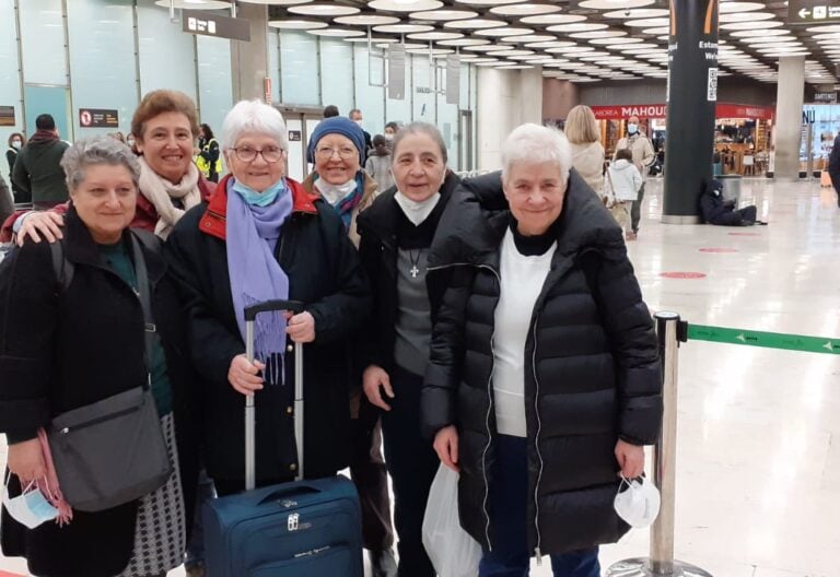 Dominicas tras dejar Kiev