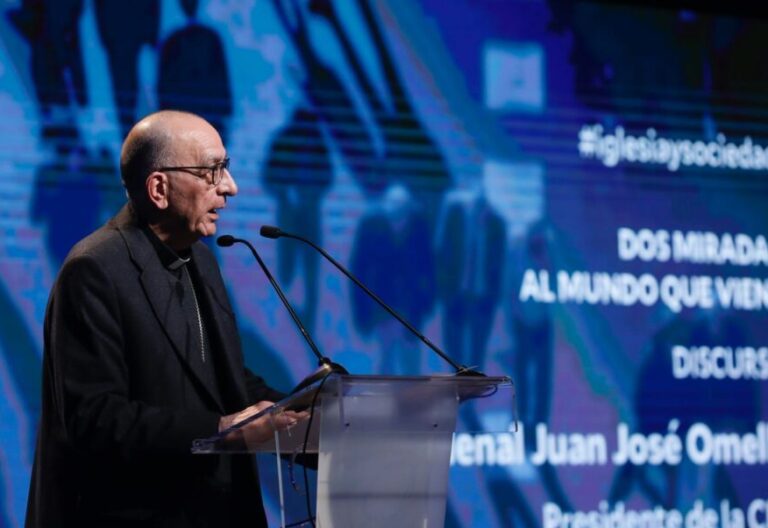 El cardenal Omella, a las ideologías “progresistas”: “Todos merecemos respeto”