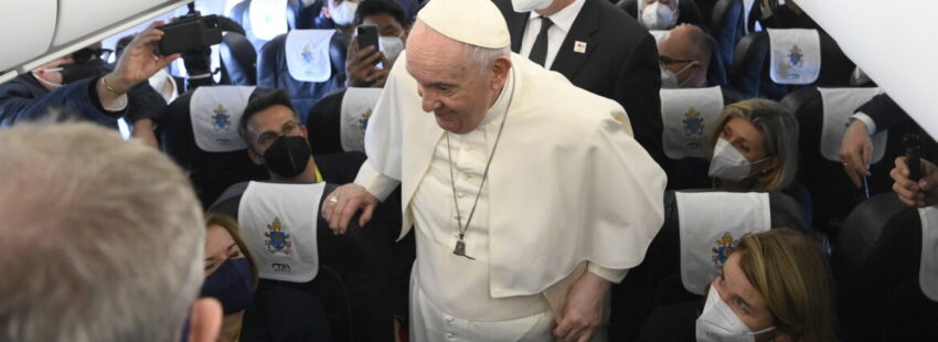 El Papa y Putin: sin contacto directo desde Navidad