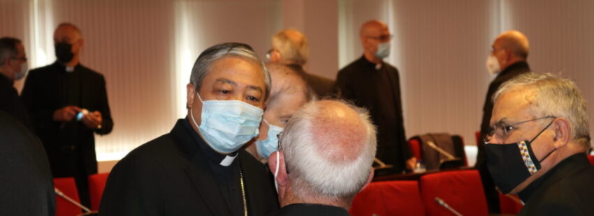 El nuncio ‘olvida’ el plan antiabusos de los obispos españoles en la Plenaria