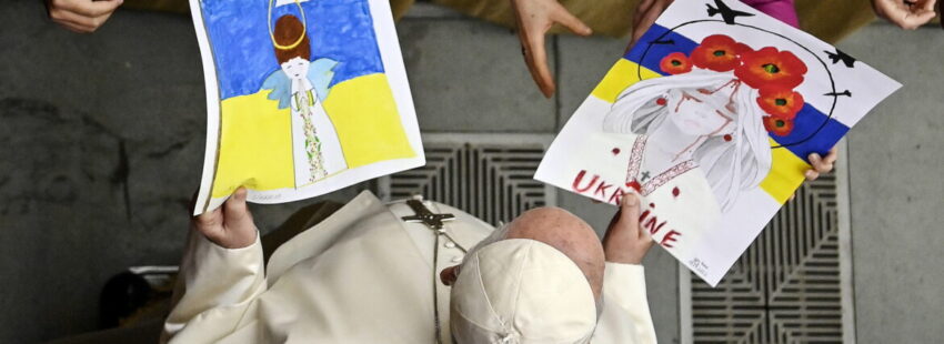 ¿Logrará el Papa que una enfermera ucraniana y otra rusa compartan mañana el Vía Crucis?