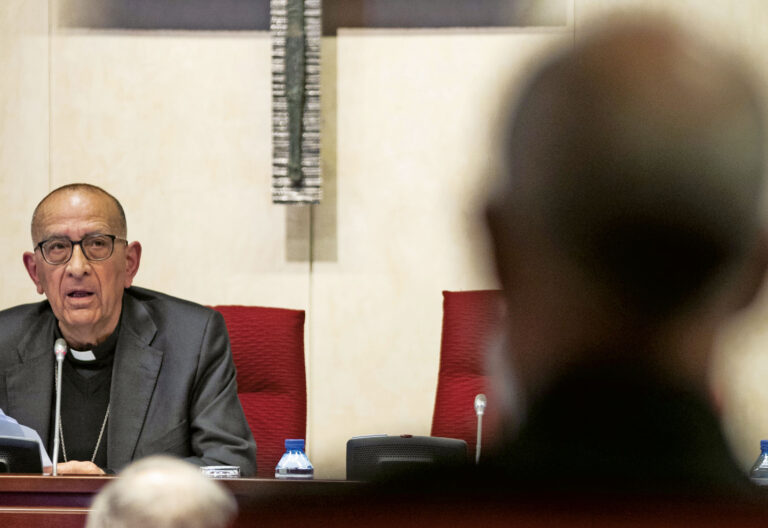 Cal y arena con Moncloa, en tiempo y forma