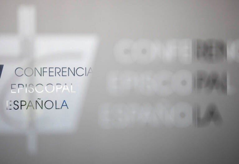 La Conferencia Episcopal Española entrega ante la Fiscalía un segundo informe sobre abusos a