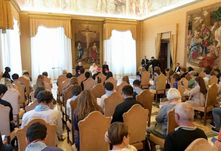 Francisco y el programa de vida de las tres ‘E’: “Evangelio, eucaristía y evangelización”