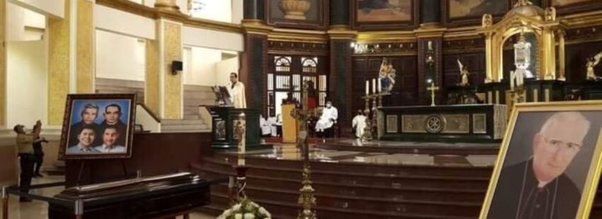 funeral monseñor Saenz