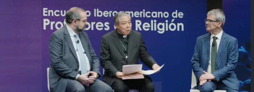 El nuncio en España alerta del riesgo de una educación “manipulada por intereses ideológicos”