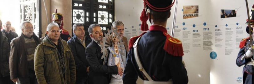 La Virgen de Luján que estuvo en las Islas Malvinas, en el Senado de la Nación