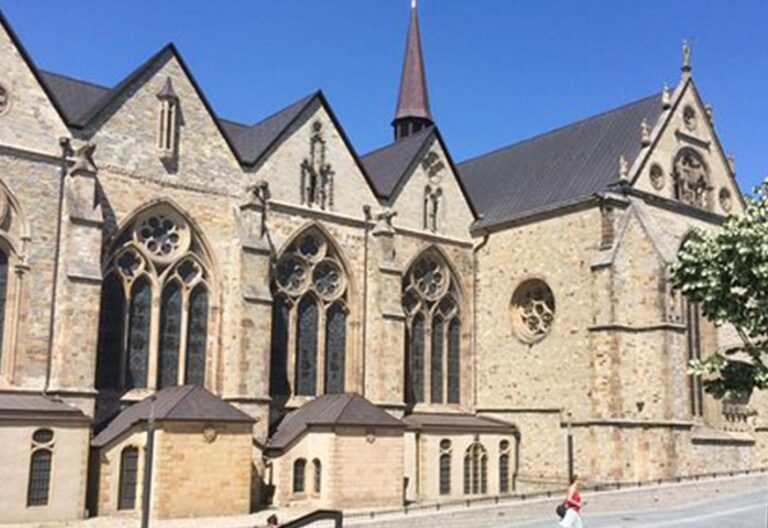 Los laicos de la diócesis alemana de Paderborn podrán participar en la elección de su obispo