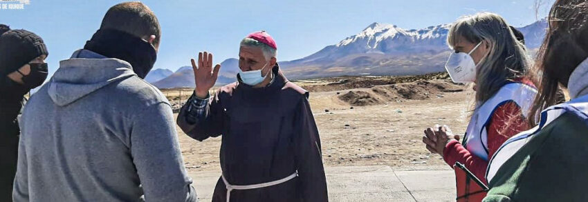 Chile: el Ministro General de los Franciscanos acompaña a obispo electo de Iquique en su
