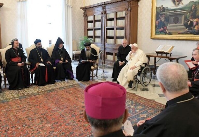 Los tres adjetivos de Francisco para el ecumenismo: bautismal, pastoral y local