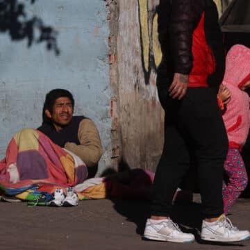 La sentencia de la Universidad Católica Argentina: pobreza en baja, pero menor acceso a los