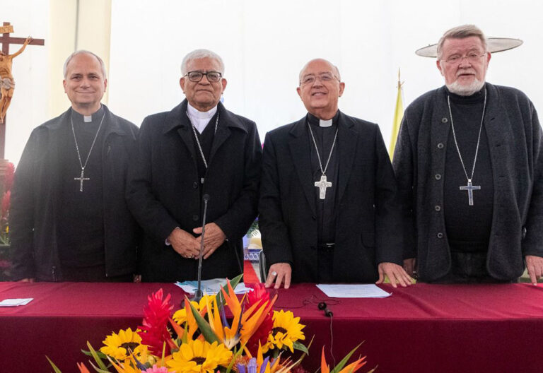 Obispos de Perú