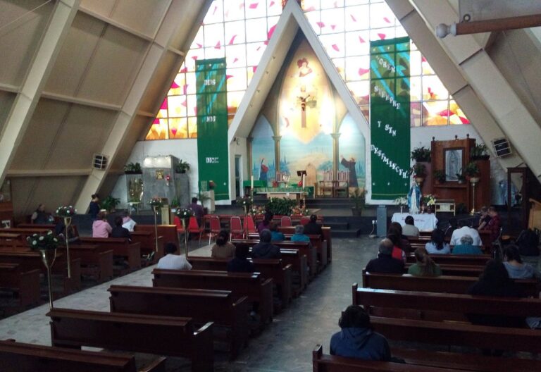 parroquia Santo Cristo del Pedregal