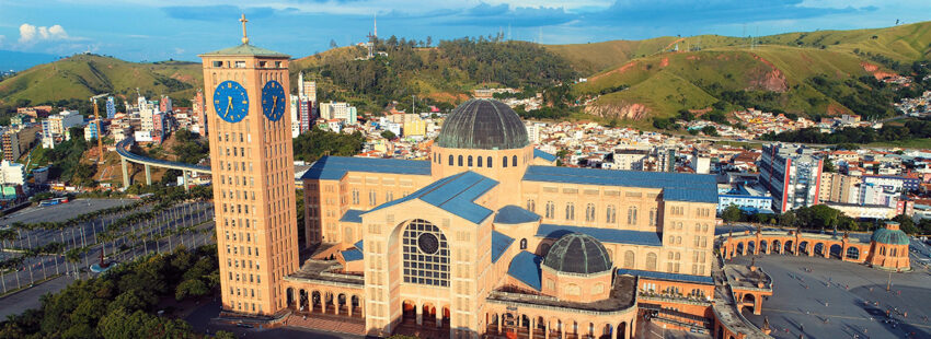 El santuario de Aparecida paraliza definitivamente la instalación de  mosaicos de Rupnik en sus fachadas