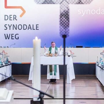 El Vaticano y los obispos alemanes siguen buscando una sinodalidad sin cismas