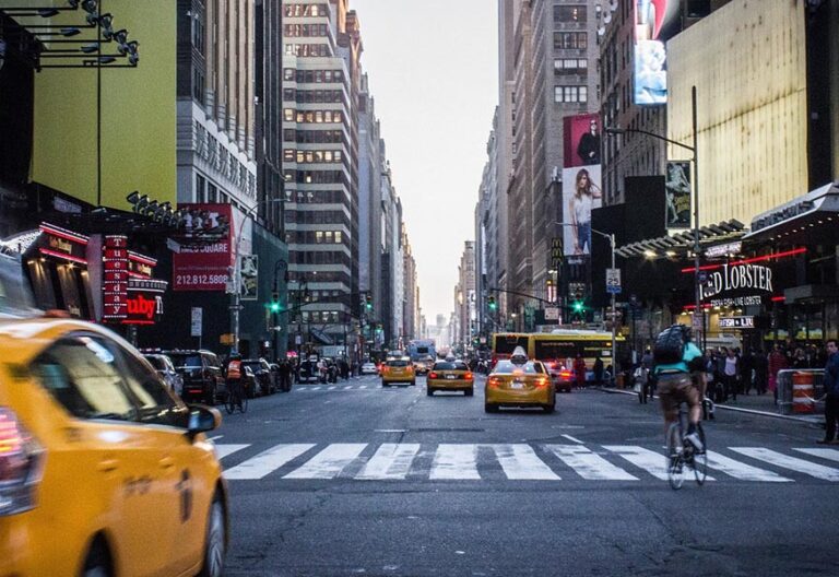 Los católicos de Estados Unidos tachan de “escándalo” la oposición de los obispos al Papa