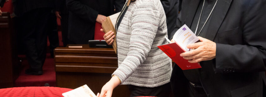 Más de 60 organizaciones católicas de mujeres llevan al Vaticano un informe en el que denuncian