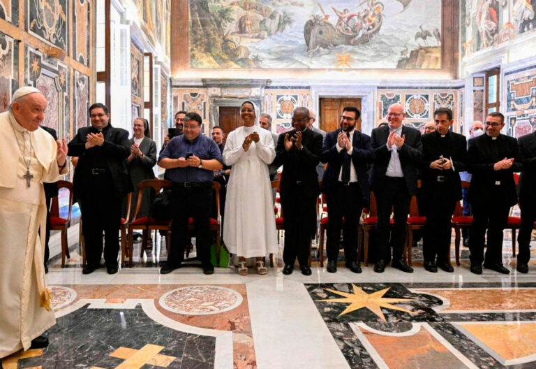 El papa Francisco, en audiencia con la Asociación Italiana de Liturgia