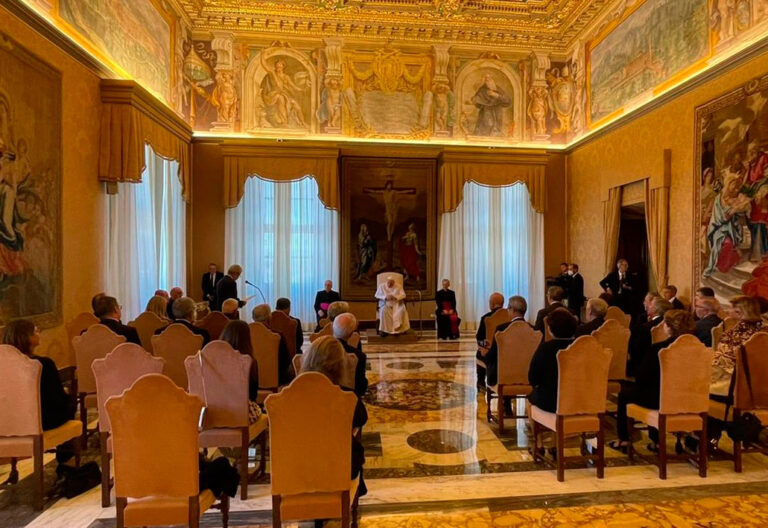 El papa Francisco, en audiencia con Cáritas Española