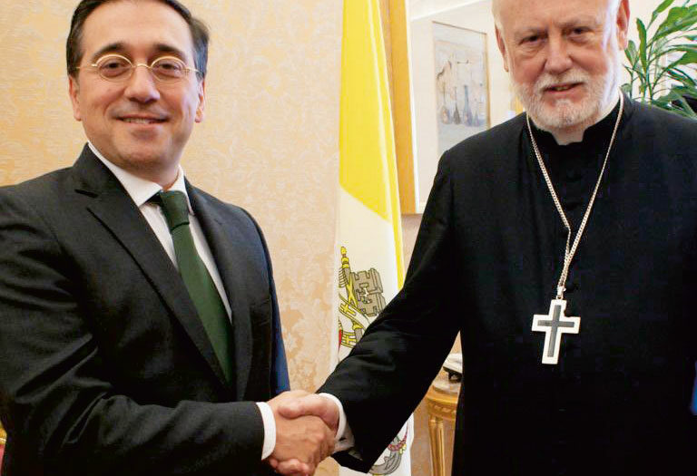 Movimientos de Moncloa a pescozones