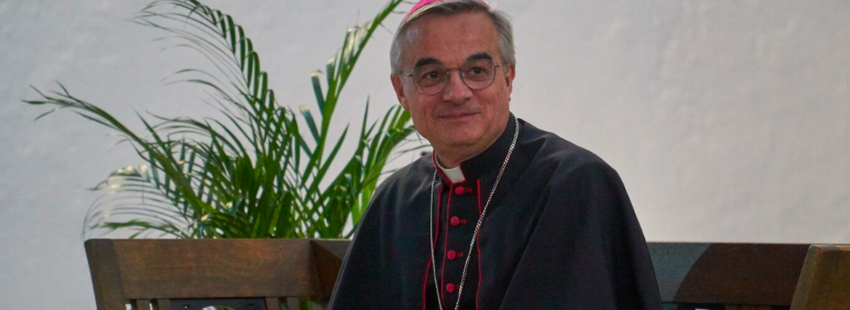 Un obispo renuncia a los 59 años alegando “cansancio interior”