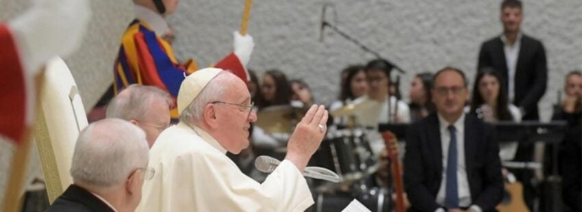 La advertencia del Papa a los jóvenes: decir “me la sopla” es un cáncer