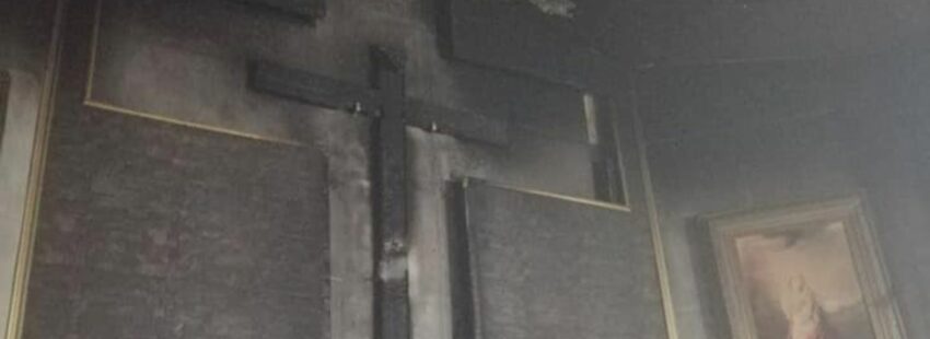 México: drogadicto quema una parroquia en la arquidiócesis de Monterrey