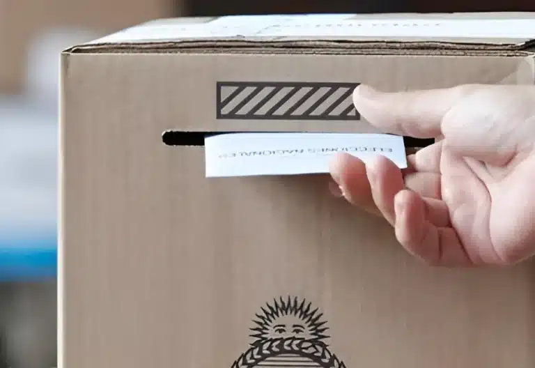 Malasia elige Gobierno y un obispo lo tiene claro: “Si votas a los corruptos, eres su cómplice”