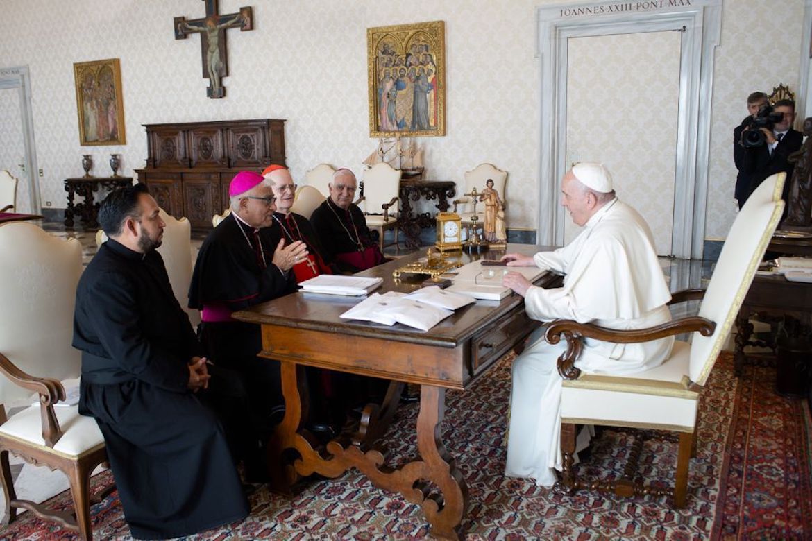 presidente del CELAM, padre Jasso y otros con el Papa
