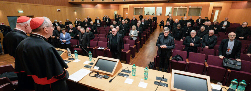 Los obispos alemanes concluyen su visita al Vaticano reunidos cuatro horas con la Curia (pero sin