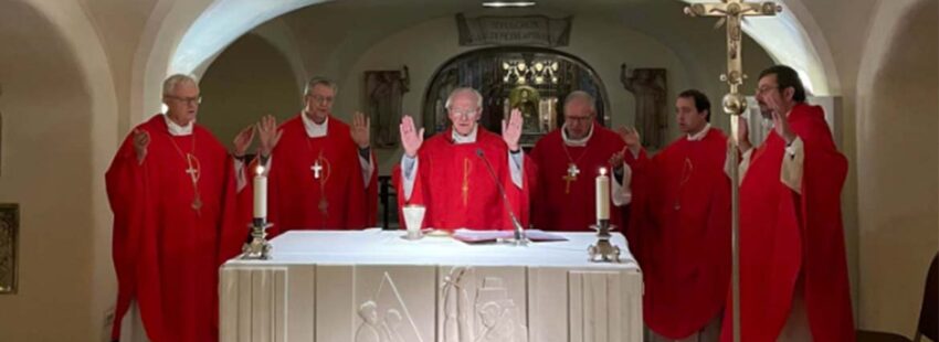 Los obispos belgas, en el Vaticano con su liturgia de bendiciones gays bajo el brazo