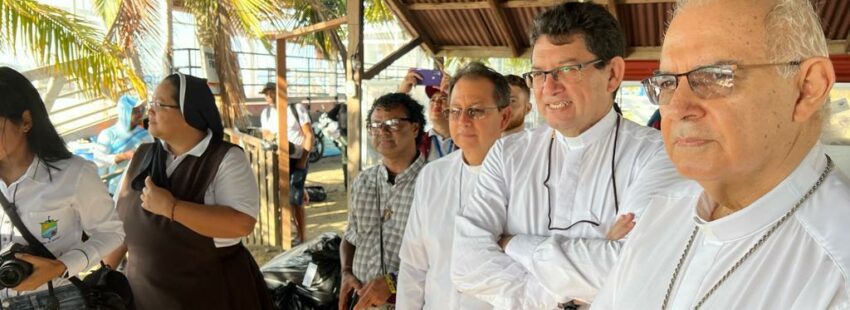 Obispos de Colombia y Venezuela se ponen “en los pies de los migrantes”