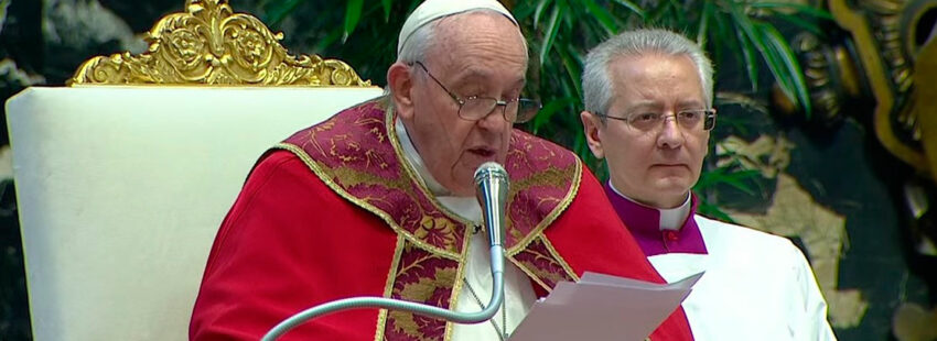 El papa Francisco en la misa por los cardenales y obispos difuntos