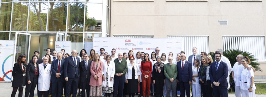 La reina Letizia apoya el trabajo de San Juan de Dios en Sant Boi de Llobregat
