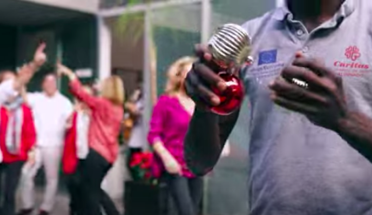 Cáritas y la Fundación San Pablo-CEU, unidos por los ‘Peces en el río’