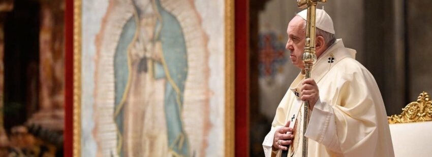 papa Francisco y la Virgen de Guadalupe