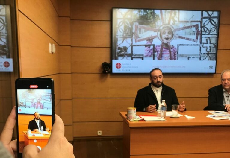 Fadi Najjar, sacerdote sirio: “Cada día es una lucha para conseguir alimentos”