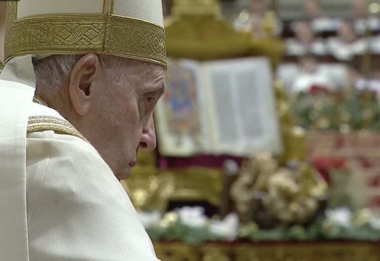 Francisco recuerda a Benedicto XVI: “Solo Dios conoce sus sacrificios ofrecidos por el bien de la