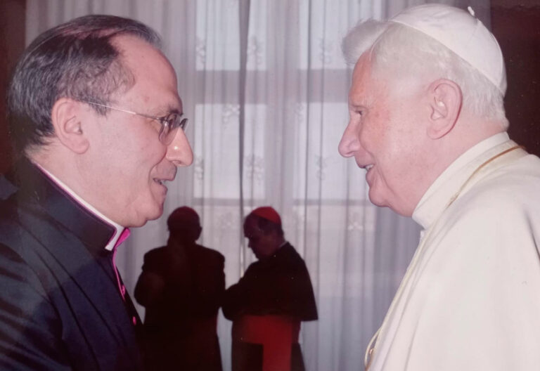 Celso Morga y Benedicto XVI
