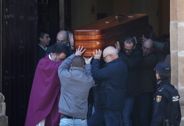 Funeral de Diego Valencia, sacristán de la parroquia de La Palma asesinado en Algeciras